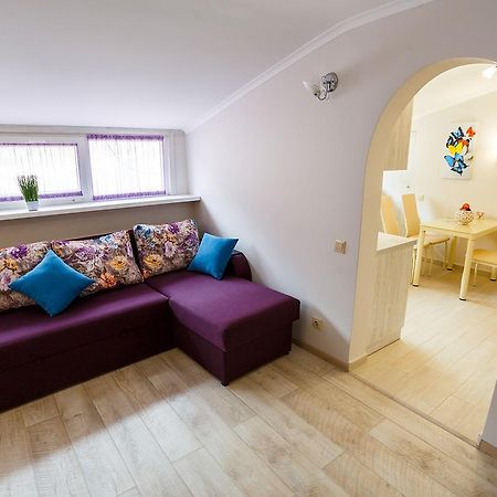 Furmanska 3 Mansarda Appartement Lviv Buitenkant foto