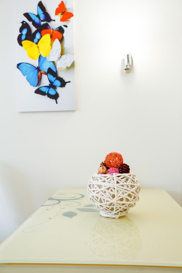Furmanska 3 Mansarda Appartement Lviv Buitenkant foto